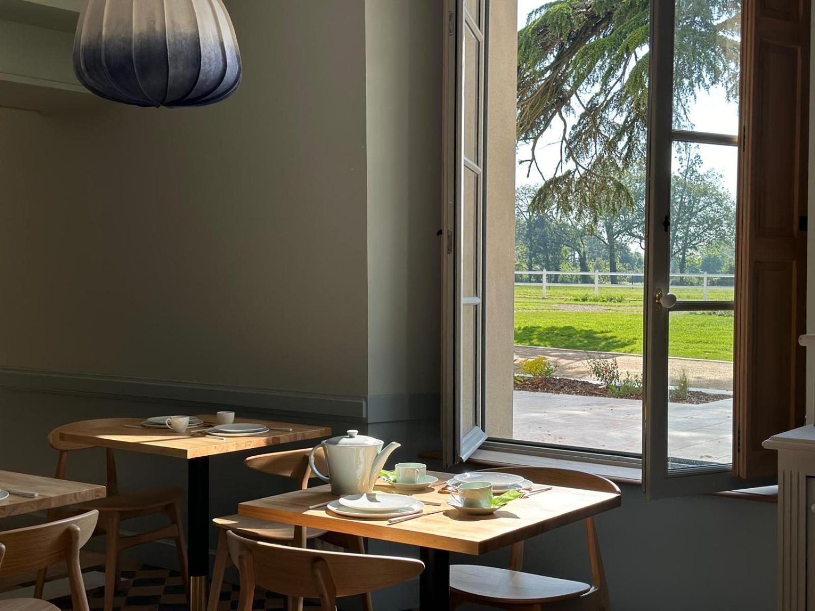 Fontaine-le-Comte Domaine De L'Ecorcerie酒店 外观 照片